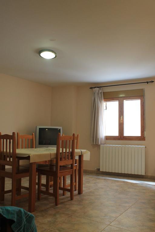 Apartamentos Turisticos Rosario Camarena de la Sierra Kamer foto