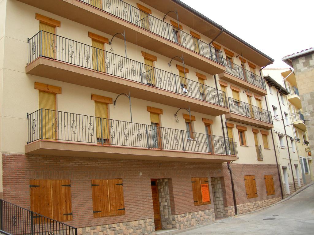 Apartamentos Turisticos Rosario Camarena de la Sierra Buitenkant foto