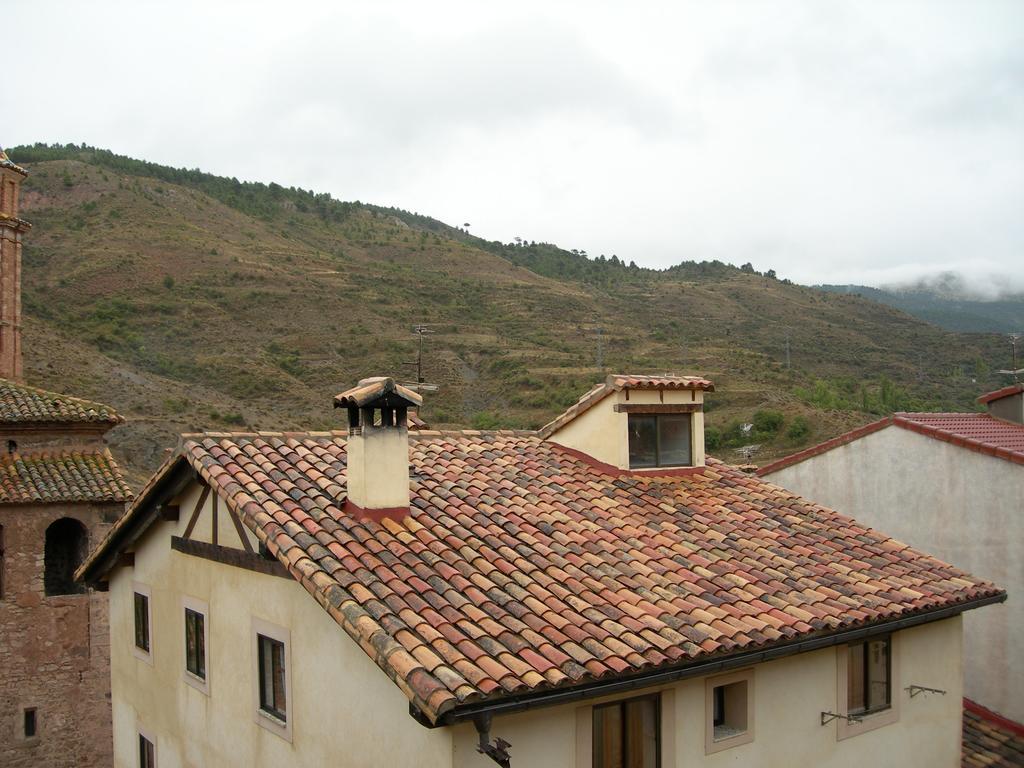 Apartamentos Turisticos Rosario Camarena de la Sierra Buitenkant foto