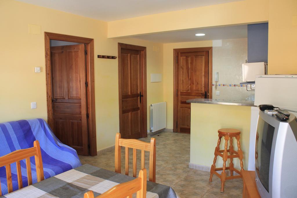 Apartamentos Turisticos Rosario Camarena de la Sierra Kamer foto