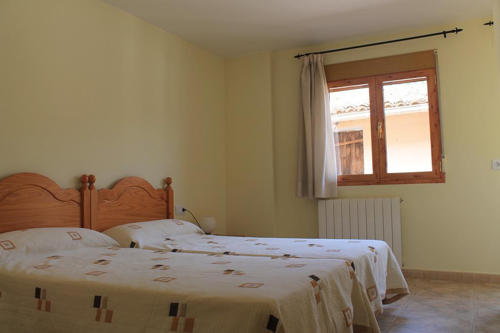 Apartamentos Turisticos Rosario Camarena de la Sierra Kamer foto